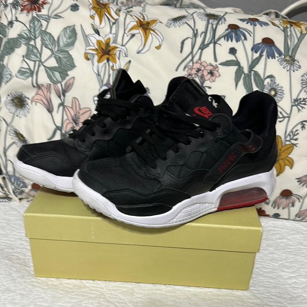 Nike Black and Red Performance Sneakers